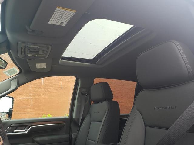 Photo of 2025 Downpour Metallic GMC Sierra 2500