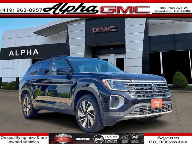 Photo of 2024 Deep Black Pearl Volkswagen Atlas