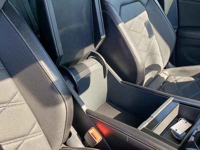 Photo of 2024 Deep Black Pearl Volkswagen Atlas