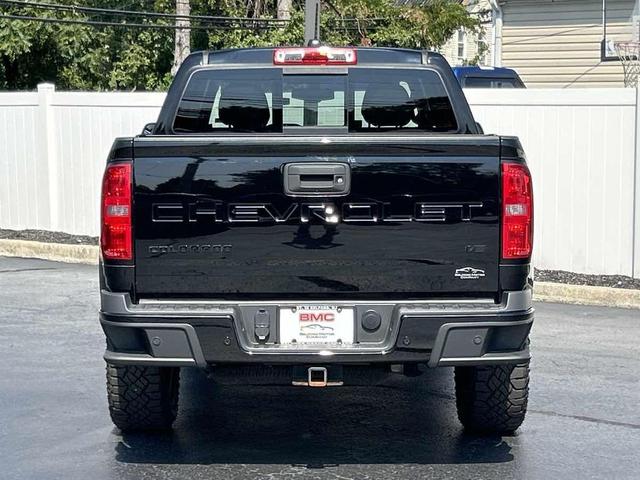 Photo of 2022 Black Chevrolet Colorado