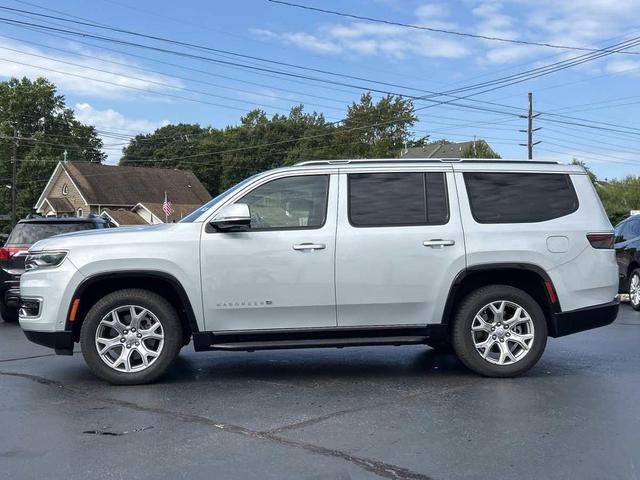 Photo of 2022 Silver Zynith Jeep Wagoneer