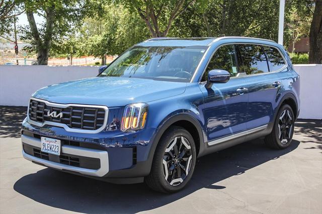 Photo of 2024 Midnight Lake Blue Kia Telluride