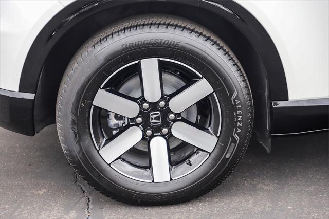 Photo of 2025 Snowfall Pearl Honda Prologue