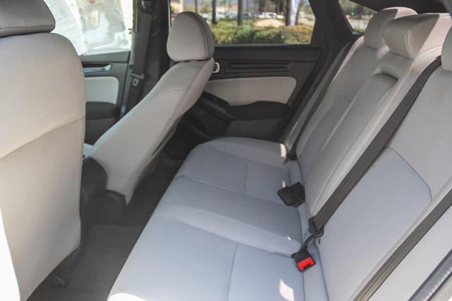 Photo of 2025 Platinum White Pearl Honda Civic Hybrid