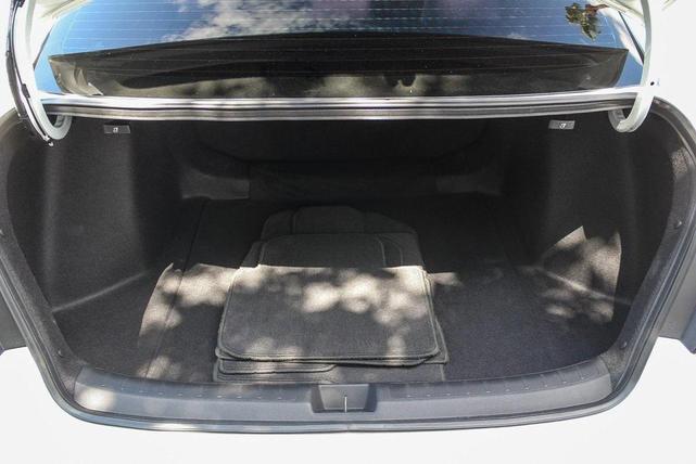 Photo of 2025 Platinum White Pearl Honda Civic Hybrid
