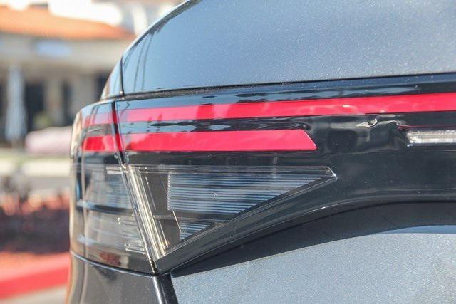 Photo of 2025 Meteorite Gray Metallic Honda Accord Hybrid