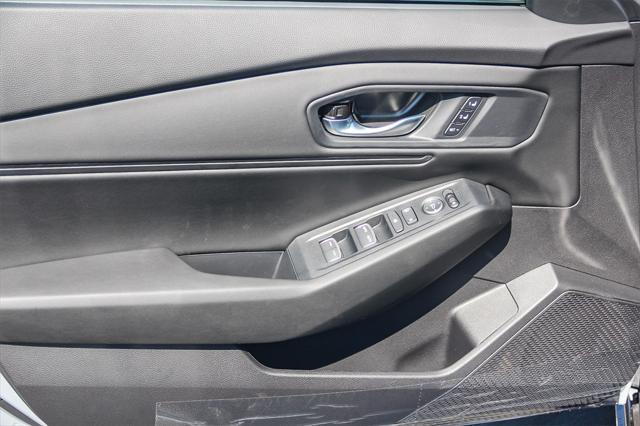 Photo of 2025 Meteorite Gray Metallic Honda Accord Hybrid