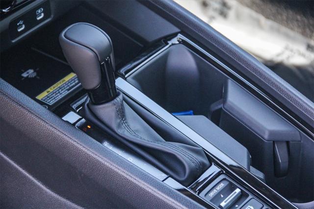 Photo of 2025 Meteorite Gray Metallic Honda Accord Hybrid