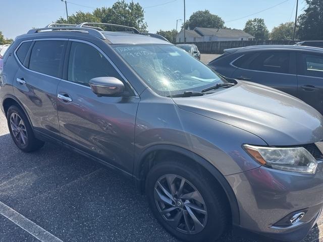 Photo of 2016 Gun Metallic Nissan Rogue