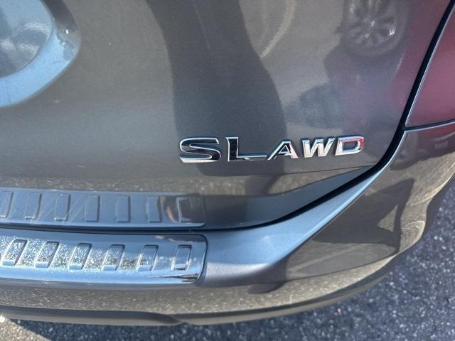 Photo of 2016 Gun Metallic Nissan Rogue