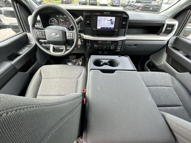 Photo of 2025 Agate Black Metallic Ford F-250