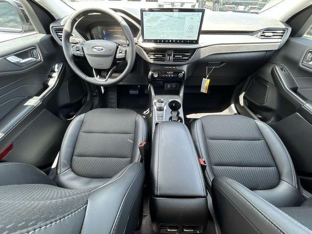 Photo of 2025 Agate Black Metallic Ford Escape