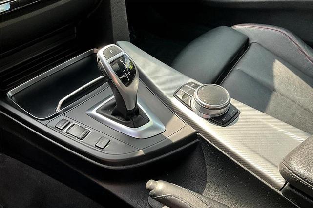 Photo of 2018 Glacier Silver Metallic BMW 430