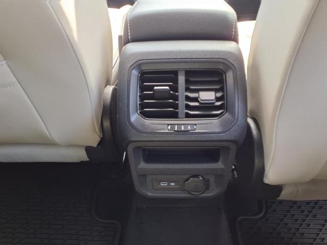 Photo of 2021 Deep Black Volkswagen Tiguan