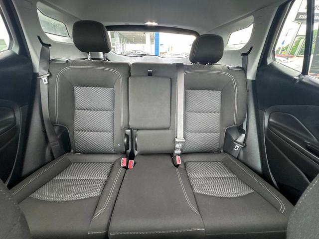 Photo of 2023 Summit White GMC Terrain