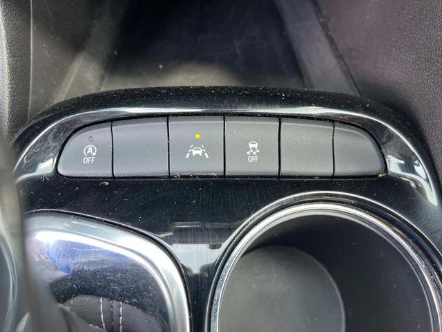 Photo of 2023 Summit White Buick Encore GX