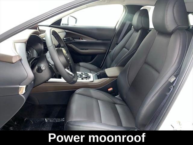 Photo of 2025 Snowflake White Pearl Mica Mazda CX-30
