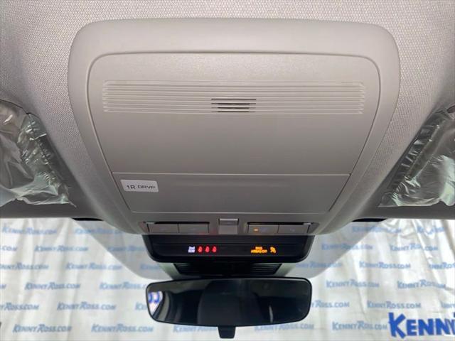 Photo of 2025 Snowflake White Pearl Mica Mazda CX-30