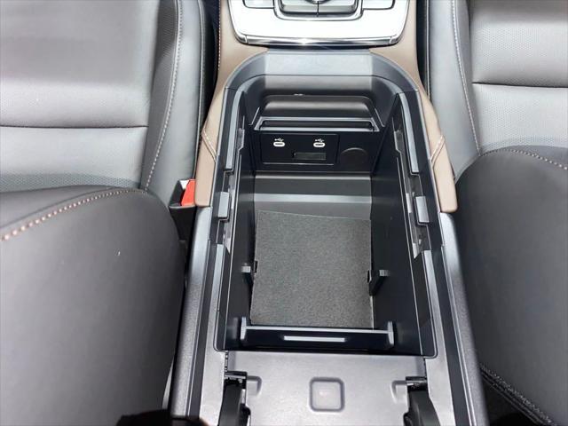 Photo of 2025 Snowflake White Pearl Mica Mazda CX-30