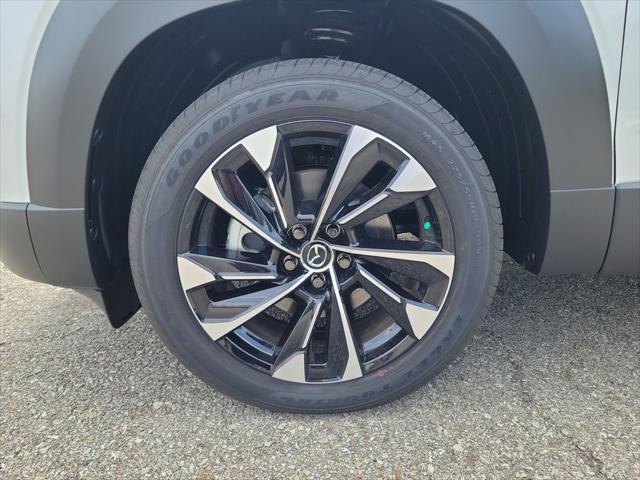 Photo of 2025 wind chill pearl Mazda CX-5