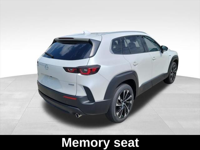 Photo of 2025 wind chill pearl Mazda CX-5