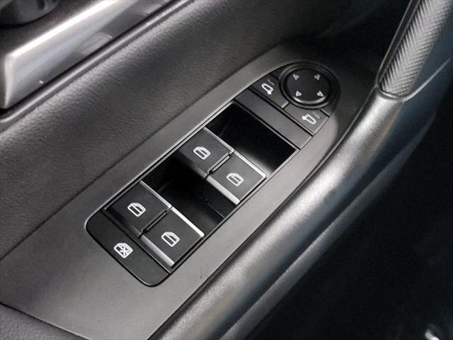 Photo of 2025 Pear Mazda CX-50 Hybrid