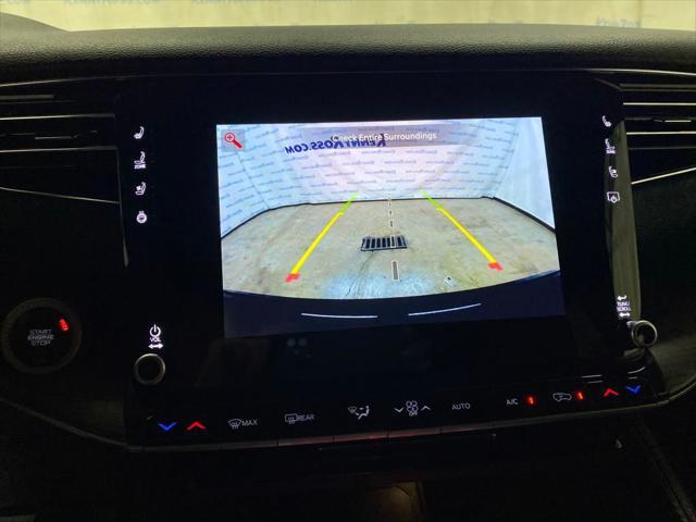 Photo of 2023 Diamond Black Crystal Pearlcoat Jeep Wagoneer L