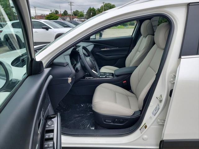 Photo of 2025 Snowflake White Pearl Mica Mazda CX-30