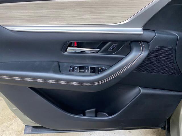 Photo of 2025 Zircon Sand Metallic Mazda CX-70 PHEV