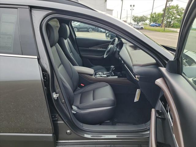 Photo of 2025 Machine Gray Metallic Mazda CX-30