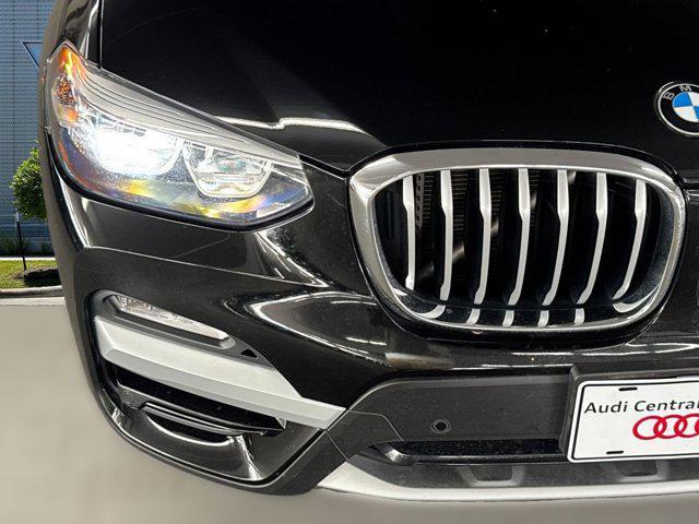 Photo of 2019 Jet Black BMW X3