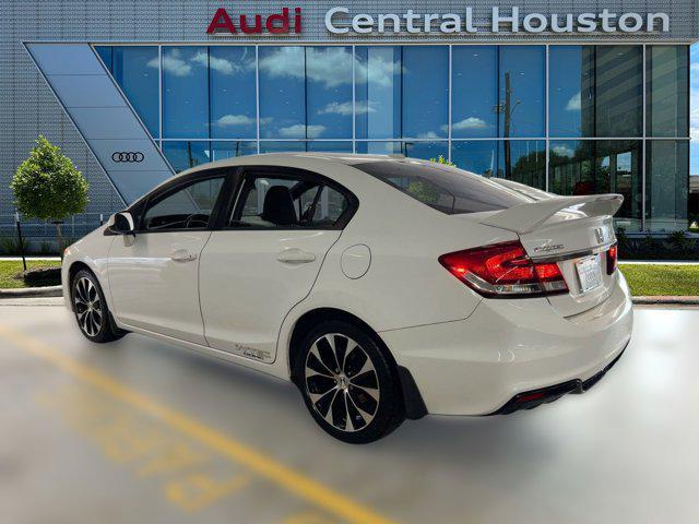 Photo of 2013 Taffeta White Honda Civic