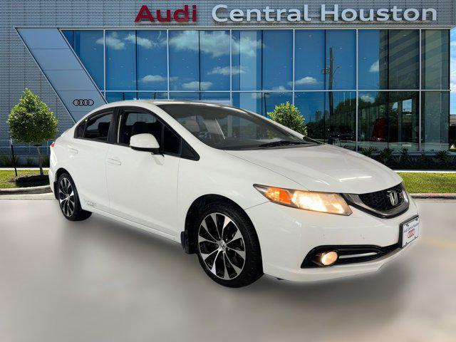 Photo of 2013 Taffeta White Honda Civic