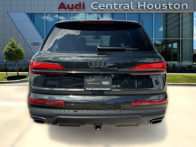 Photo of 2025 Mythos Black Metallic Audi Q7