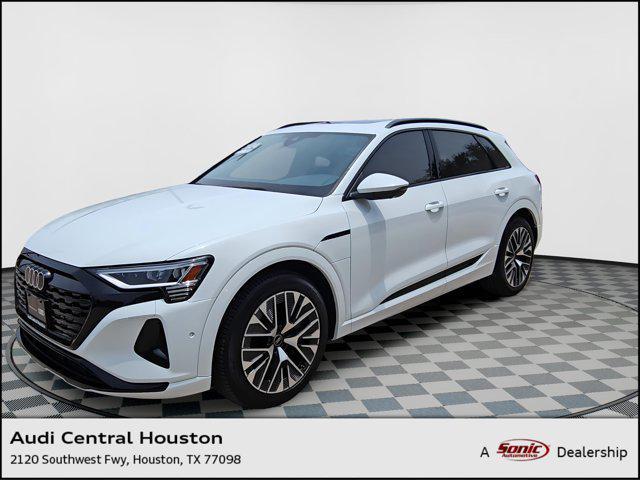 2024 Audi Q8 E-tron