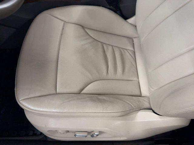 Photo of 2015 Black Audi Q5