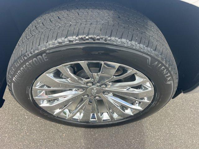Photo of 2023 Summit White Chevrolet Silverado 1500