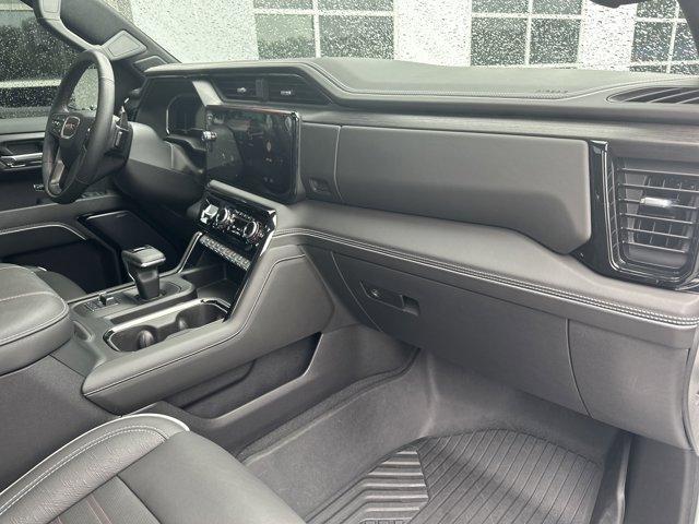 Photo of 2023 Summit White GMC Sierra 1500