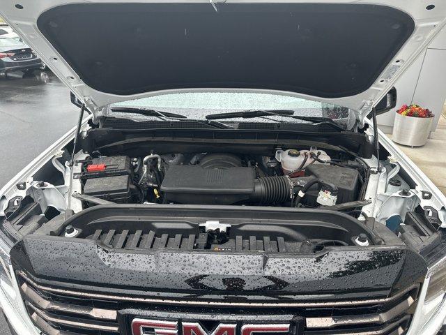 Photo of 2023 Summit White GMC Sierra 1500