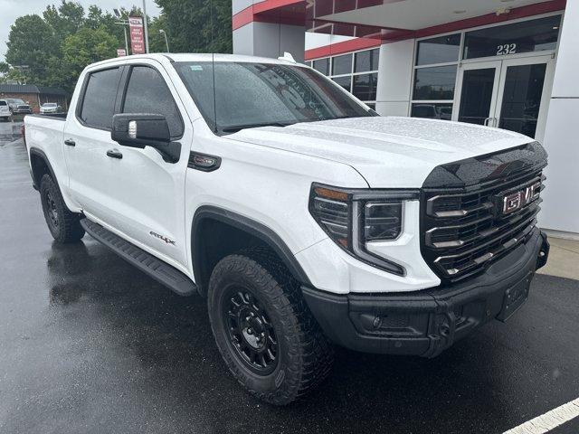 Photo of 2023 Summit White GMC Sierra 1500
