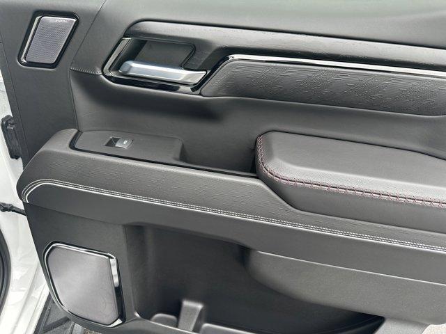 Photo of 2023 Summit White GMC Sierra 1500