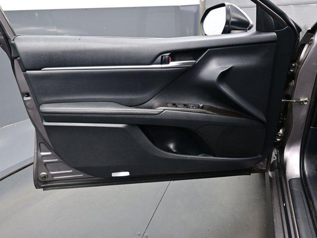 Photo of 2021 Predawn Gray Mica Toyota Camry