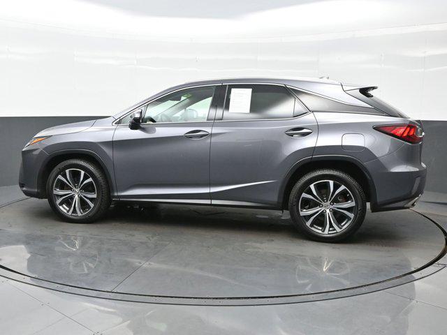 Photo of 2017 Atomic Silver Lexus RX 350
