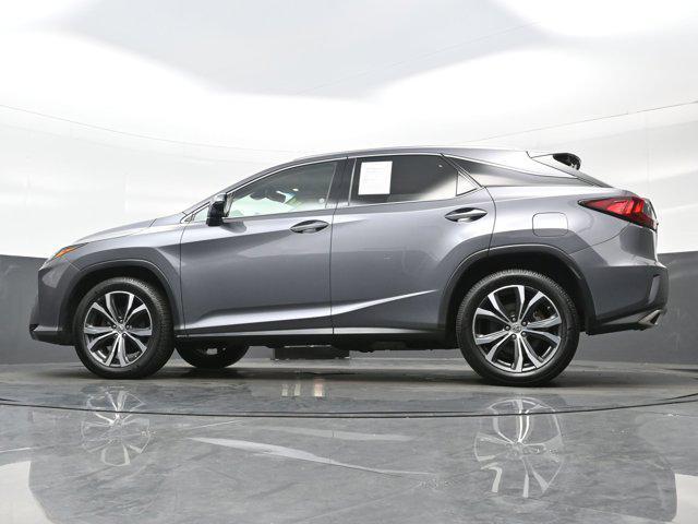 Photo of 2017 Atomic Silver Lexus RX 350