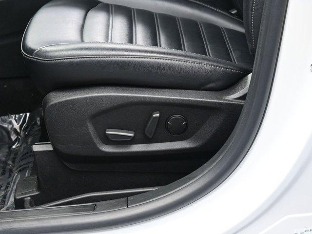 Photo of 2022 Oxford White Ford Edge