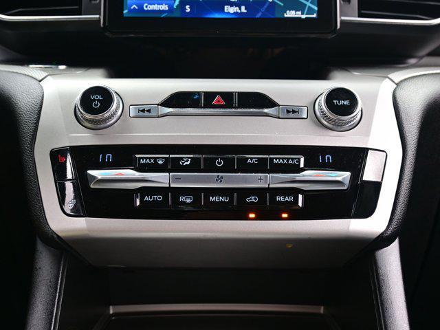 Photo of 2021 Blue Ford Explorer
