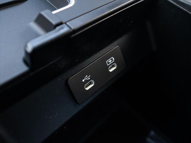 Photo of 2026 Gray Acura MDX
