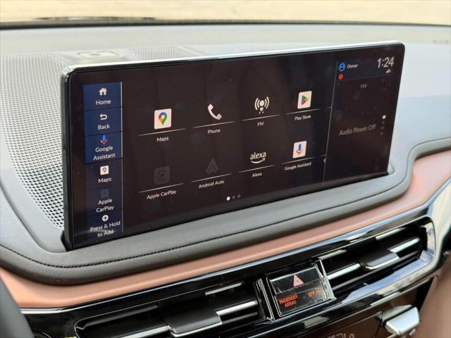 Photo of 2025 Majestic Black Pearl Acura MDX