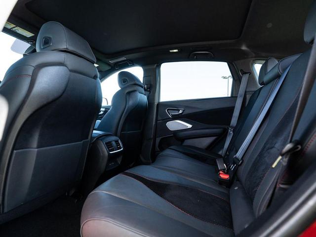 Photo of 2022 Performance Red Pearl Acura RDX