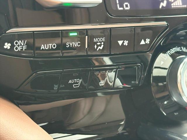 Photo of 2025 Carbon Acura MDX